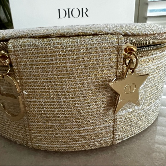 Dior Round Mirrored Vanity - Picture 5 of 6